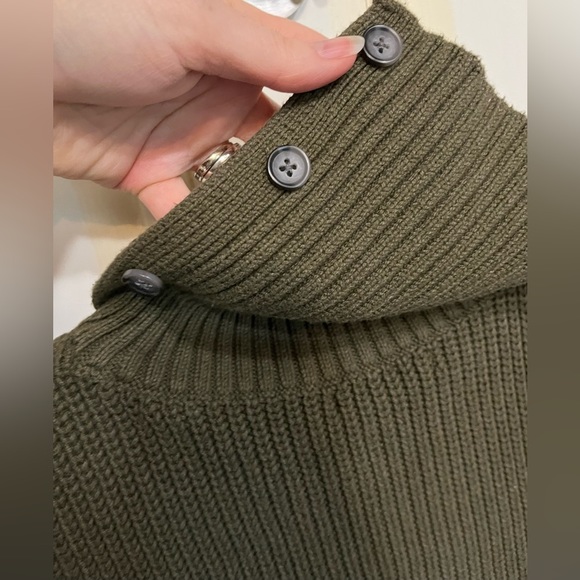 Banana Republic Sleeveless Turtleneck Knit Tunic Medium - Picture 4 of 6